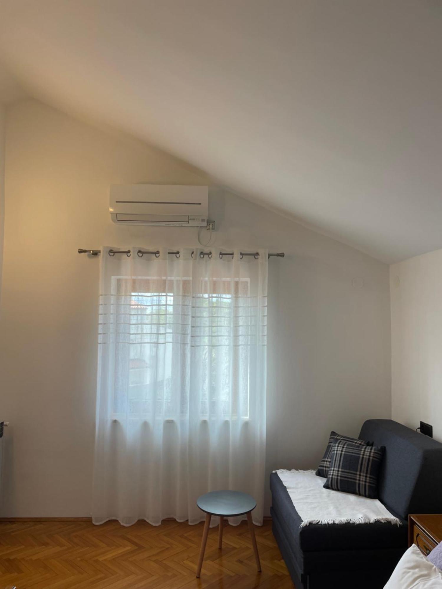 Apartmani Muzic Orlec ภายนอก รูปภาพ