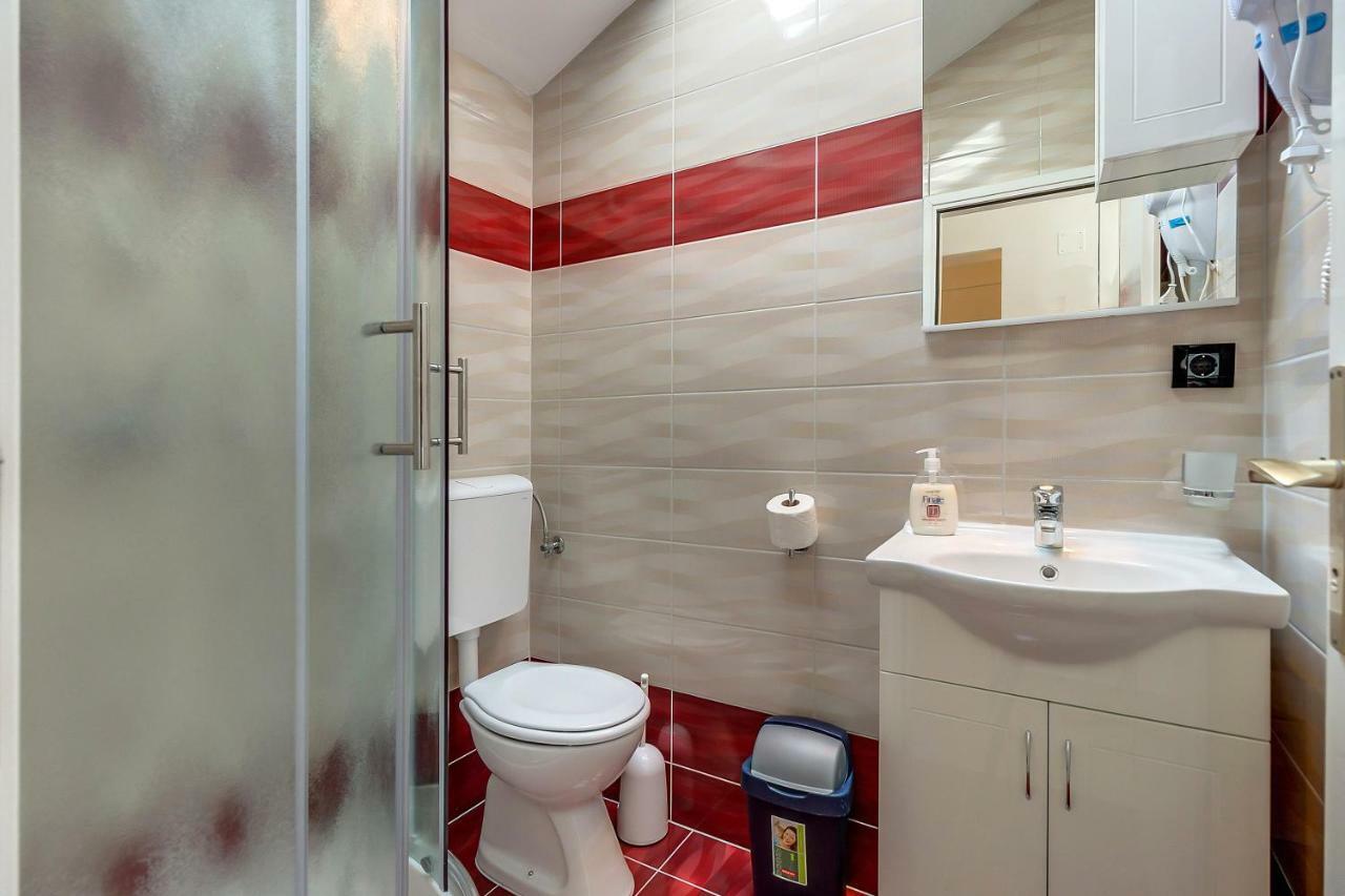 Apartmani Muzic Orlec ภายนอก รูปภาพ